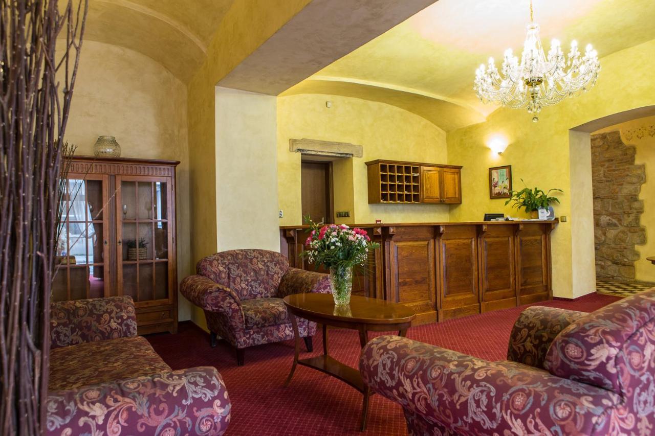 Hotel Rous Plzen Luaran gambar